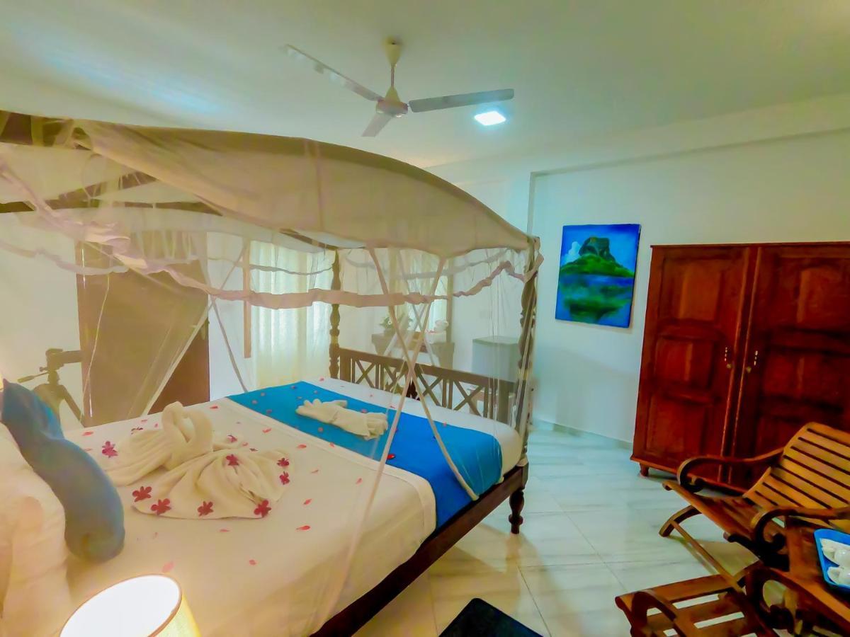 Villa De White Sambur Hikkaduwa Exterior foto