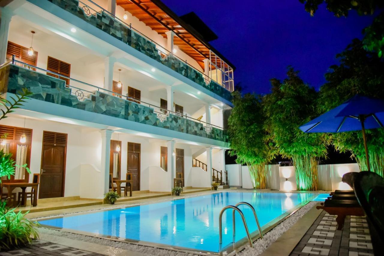 Villa De White Sambur Hikkaduwa Exterior foto